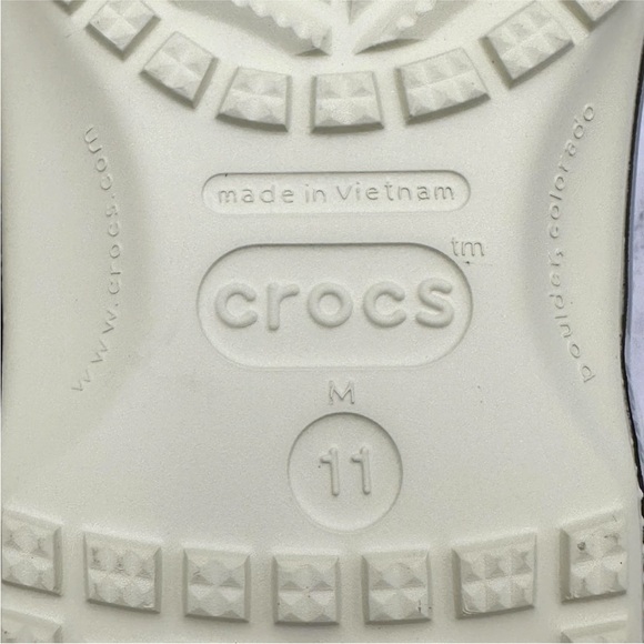 Crocs Grogu Classic Clog Shoes Mens Size 11 Star Wars Mandalorian Jibbitz Child